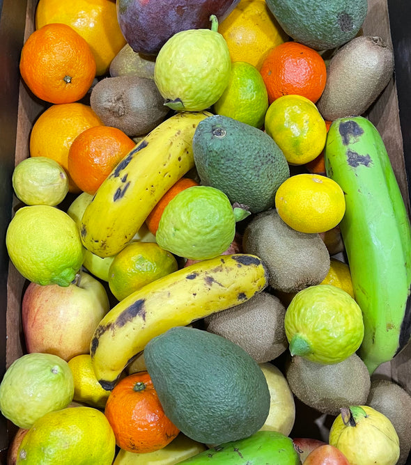 CAIXA DE  FRUTAS MEDIA