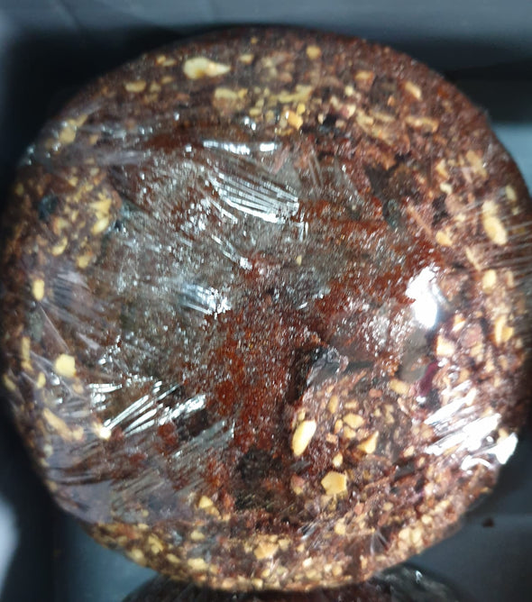 bolde preto com frutos 